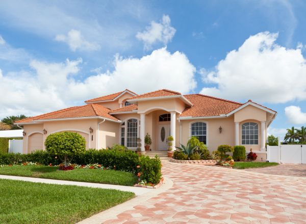 Landscape Curb Appeal Service in Oviedo
