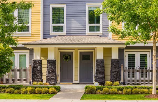 Townhouse Landscaping in Oviedo